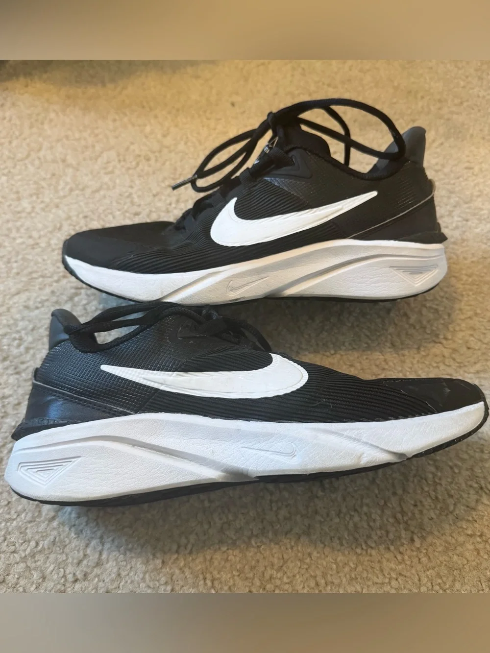 NIKE LITTLE KIDS' NIKE STAR RUNNER 4 RUNNING SHOES size 6.5Y